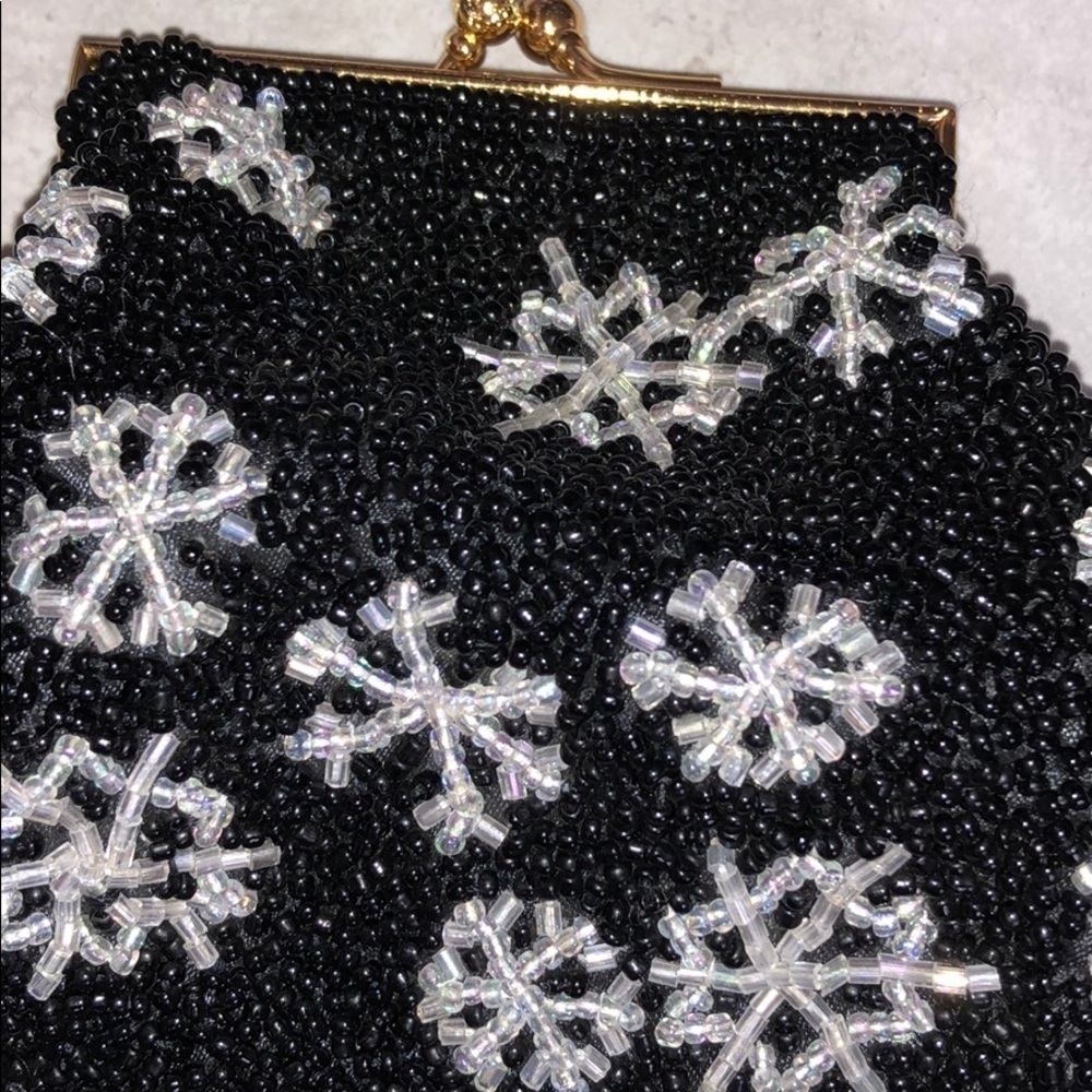 Snowflake Mini Clutch - Picture 4 of 5
